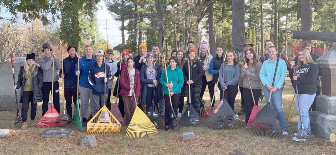 Kingsford High School Key Club volunteers News, Sports, Jobs The